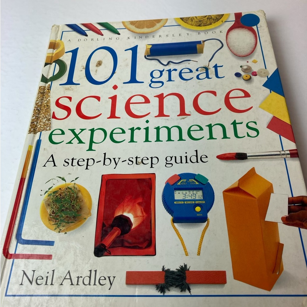 101 Great Science Experiments by Neil Ardley - Colorful Illustrated Book